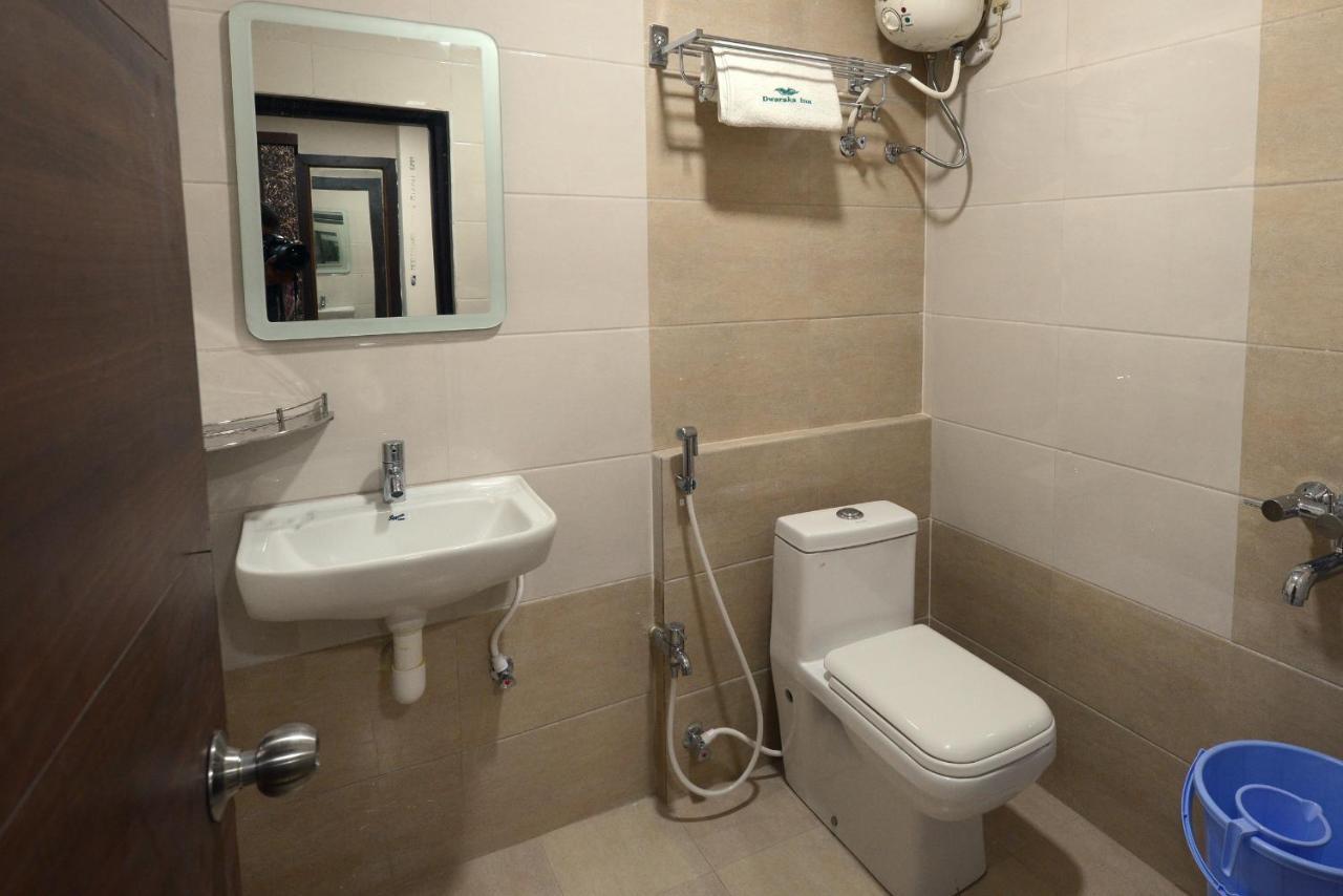 Dwaraka Inn Visakhapatnam Bagian luar foto