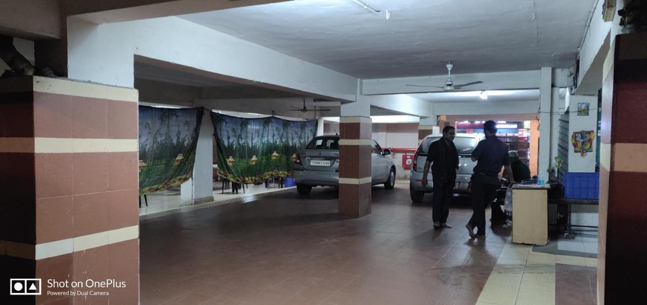 Dwaraka Inn Visakhapatnam Bagian luar foto
