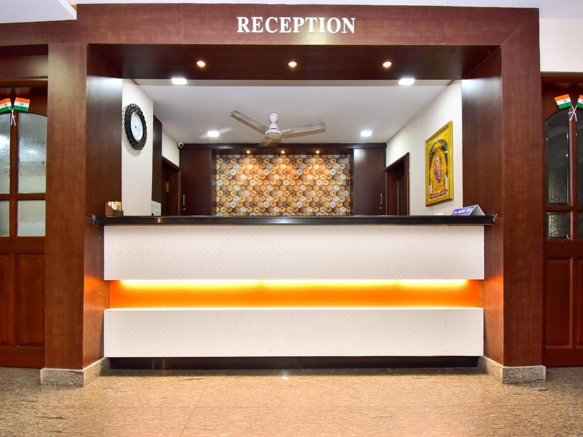 Dwaraka Inn Visakhapatnam Bagian luar foto
